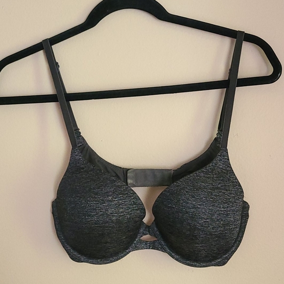 Victoria's Secret Gray Bra - Picture 6 of 6